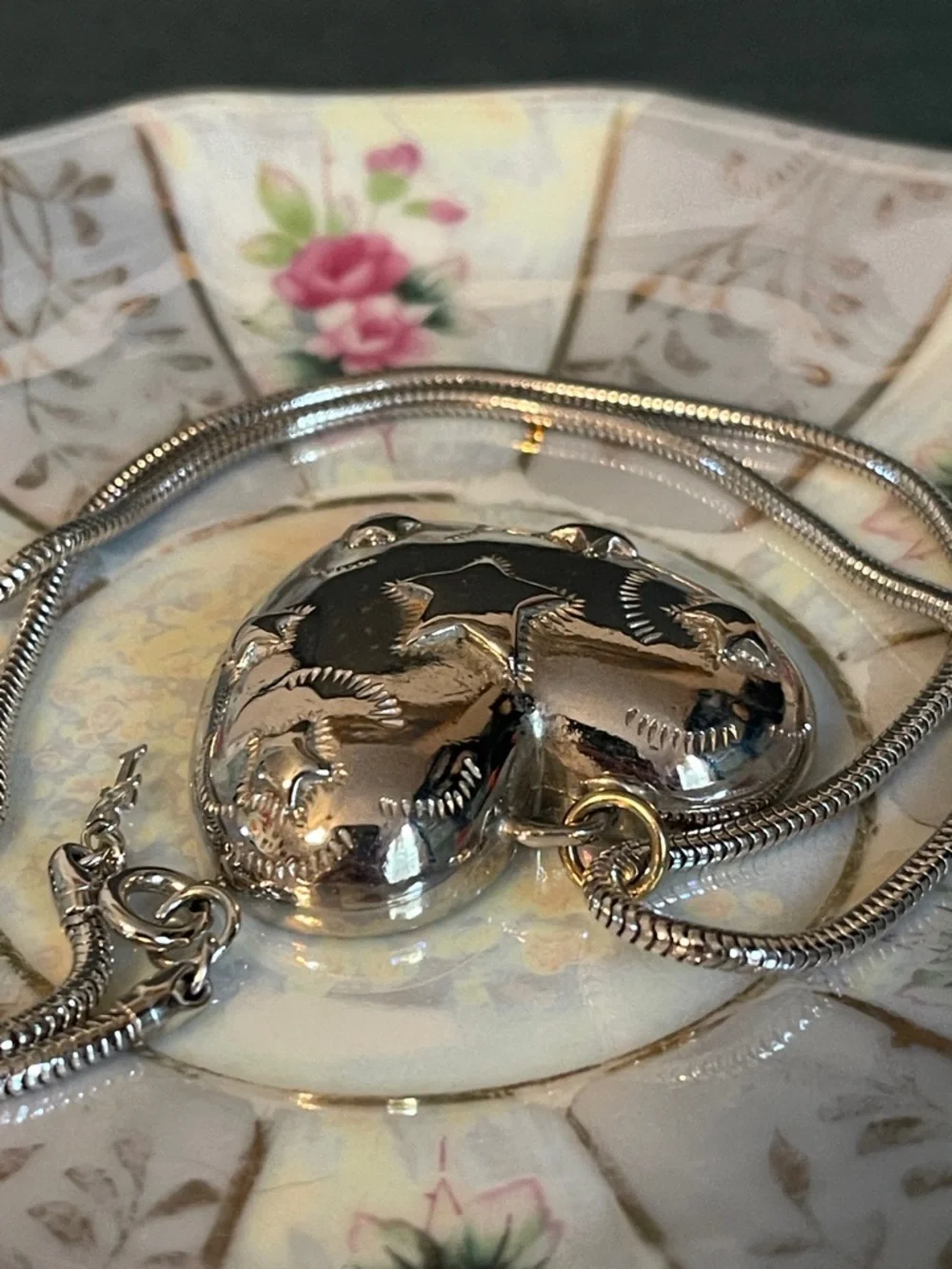 Vintage Trifari Celestial Star Puffy Heart Pendant on Crown Trifari Snake Chain - Picture 5 of 10